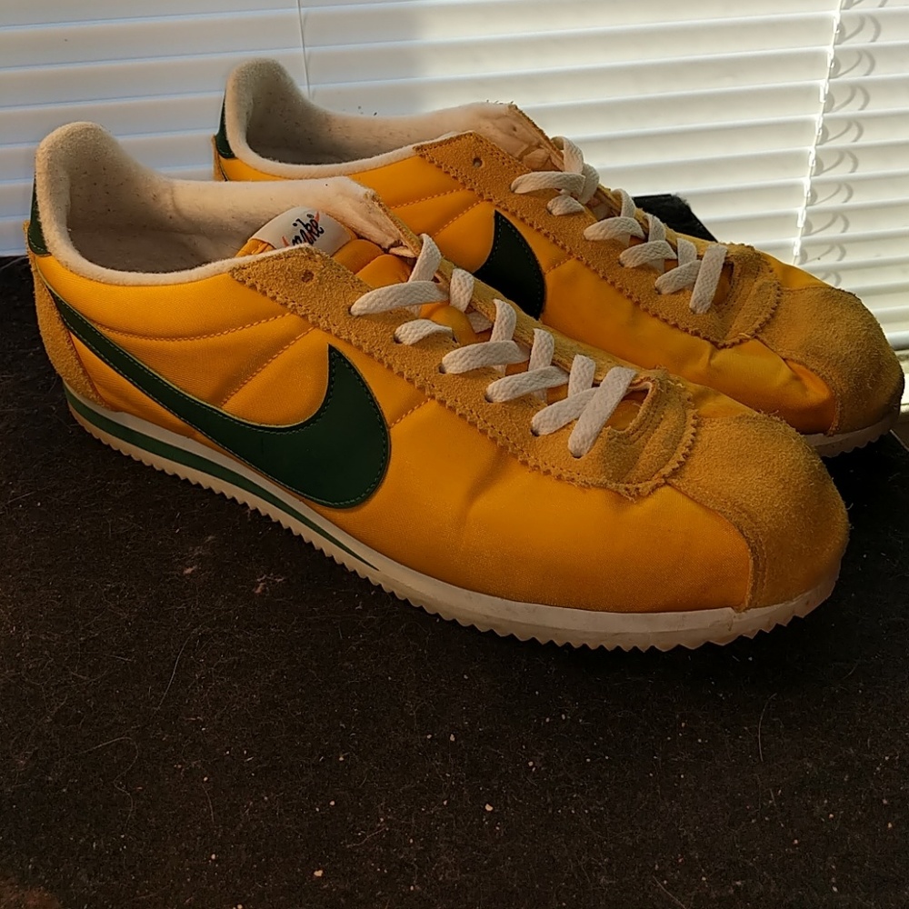 2017 Nike Cortez yellow/green